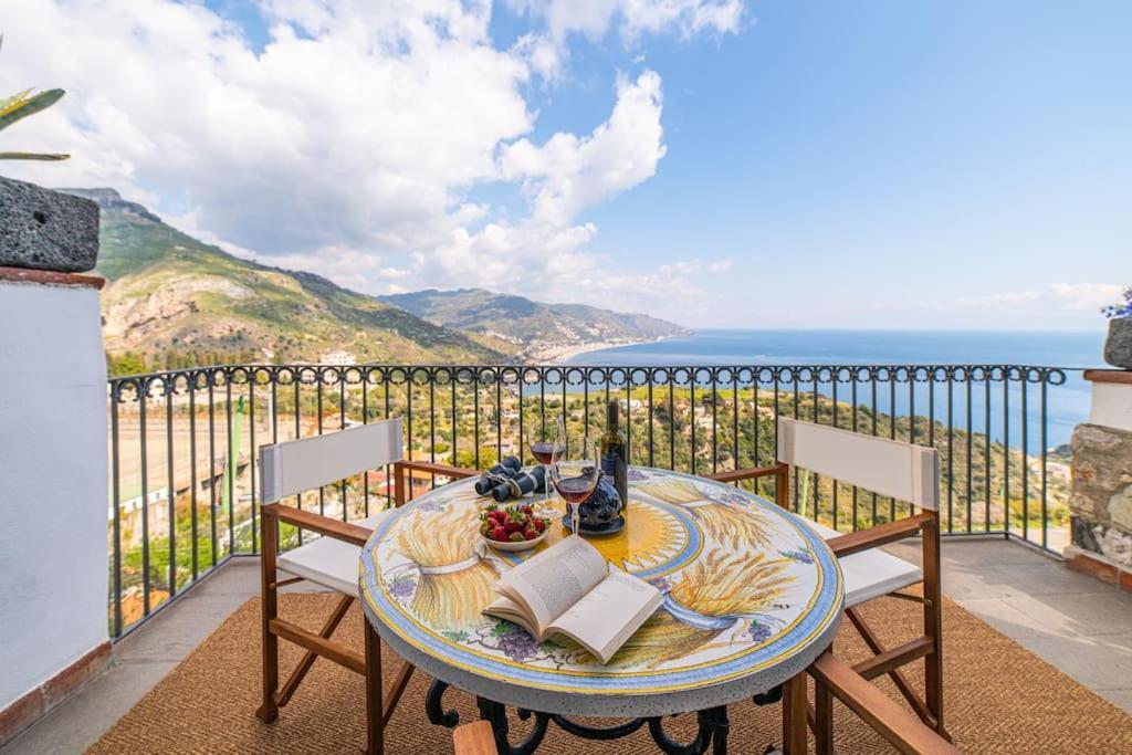 Casa Letizia Apartment ตาออร์มินา ภายนอก รูปภาพ