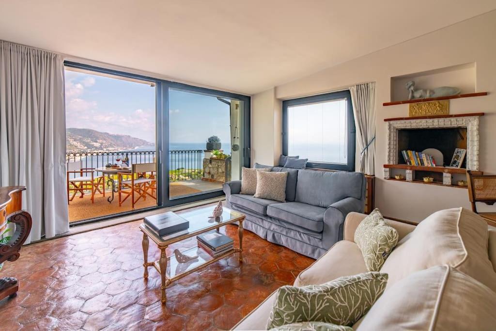 Casa Letizia Apartment ตาออร์มินา ภายนอก รูปภาพ